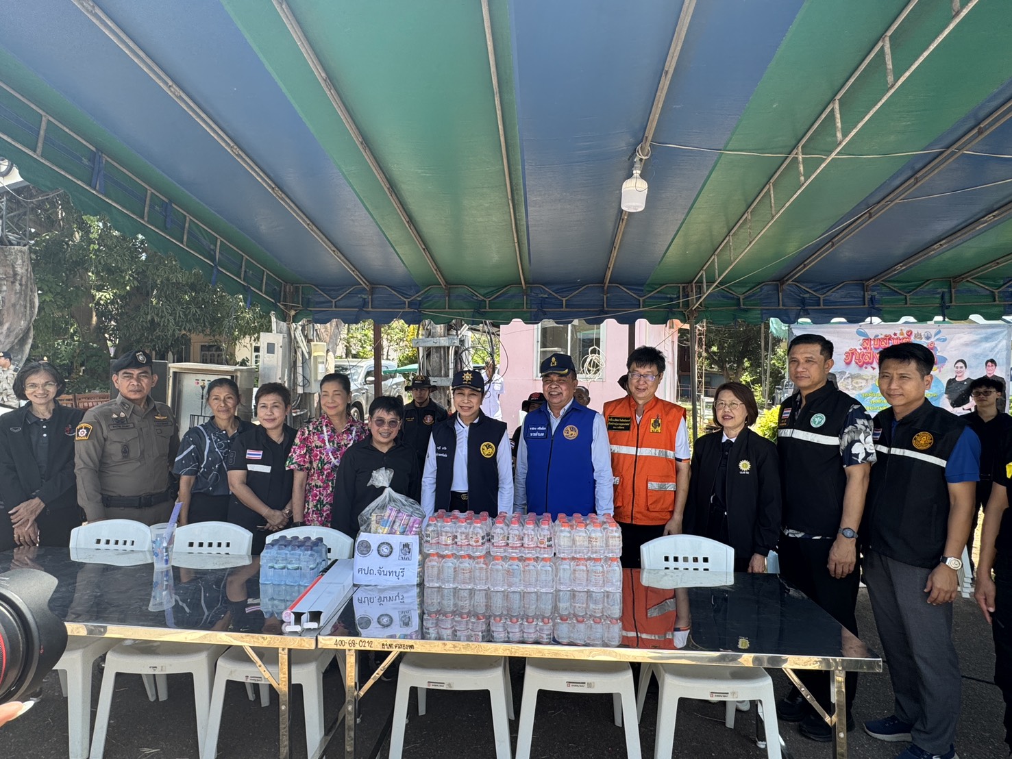 title - ส.ป.ก. จันทบุรี ร่วมลงพื้นที่ตรวจเยี่ยมให้คำปรึกษา แนะนำ แก่เจ้าหน้าที่ด่านตรวจ ด่านชุมชน เนื่องในเทศกาลสงกรานต์ 2569